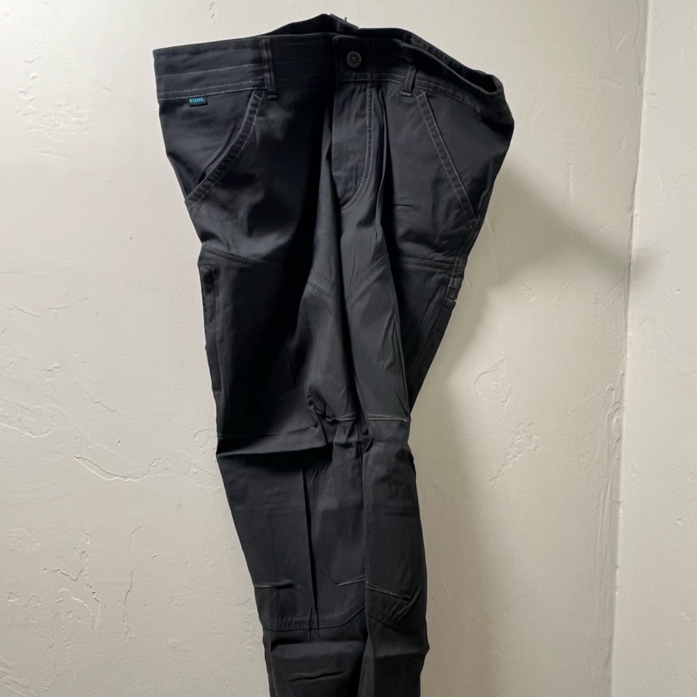 Kuhl Men’s Renegade hiking pants, Size 34 X 30, color Koal